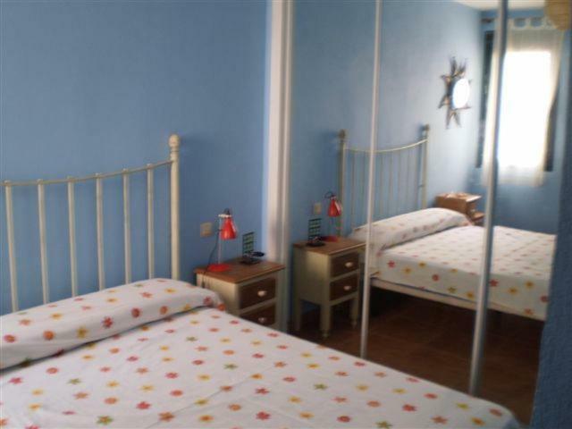 Apartamentos Atlanterra Costa Y Sol Захара де лос Атунес Екстериор снимка