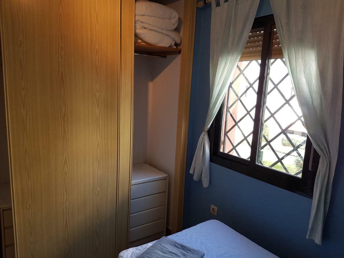 Apartamentos Atlanterra Costa Y Sol Захара де лос Атунес Екстериор снимка